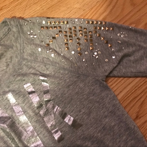 SOLD‼️ EUC‼️ VS Pink Embellished Longsleeve - Picture 3 of 5